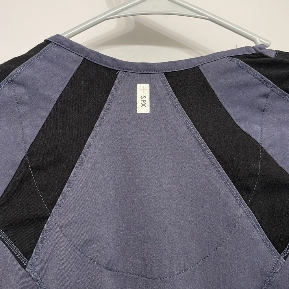 Grey’s Anatomy By Barco Scrub Top Lot XS - Picture 7 of 16